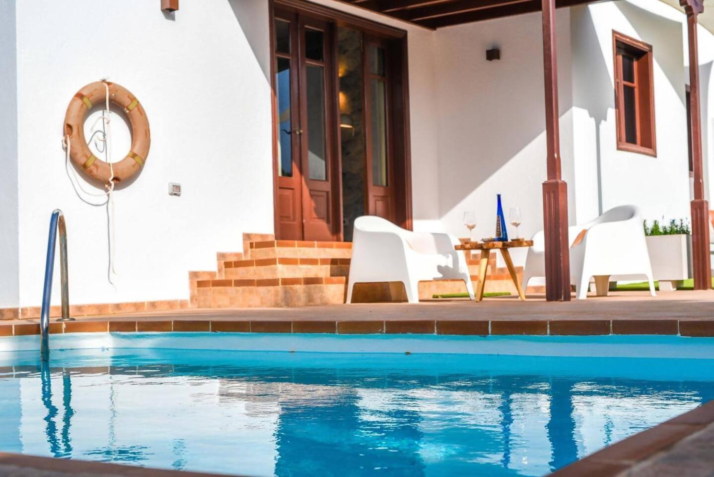 Agradable Y Familiar Con Piscina Casa Inima Βίλα Πλάγια Μπλάνκα Εξωτερικό φωτογραφία